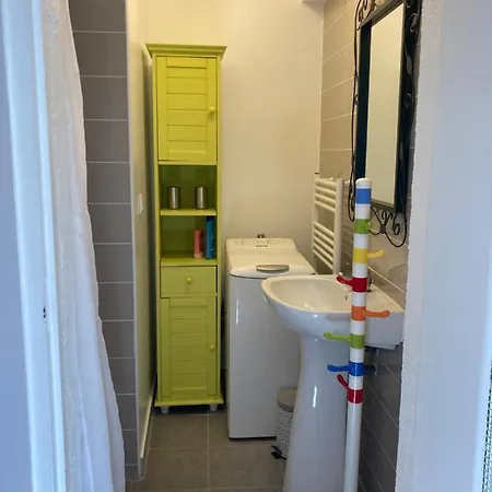 Appartement Calme Et Spacieux Près Du Loing Et Du Centre *